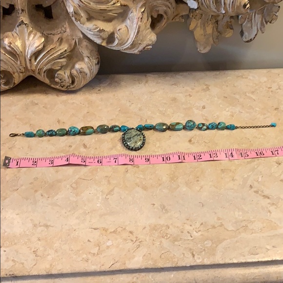 Gorgeous Turquoise beaded necklace - Picture 3 of 4